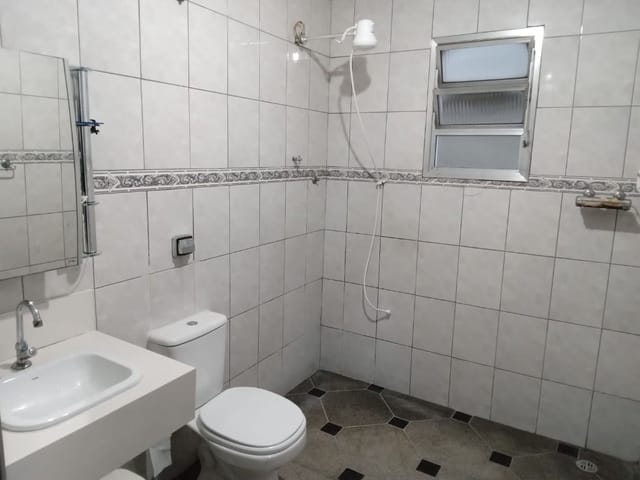 Casa com 148m² 4 quartos e 3 banheiros, à venda, no bairro Jardim Roberto em Osasco