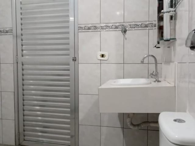 Casa com 148m² 4 quartos e 3 banheiros, à venda, no bairro Jardim Roberto em Osasco