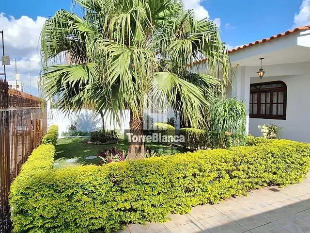 Casa com 462m² 4 quartos e 4 banheiros, à venda, no bairro Jardim Carvalho em Ponta Grossa