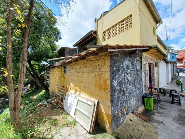 Casa com 400m² 6 quartos e 4 banheiros, à venda, no bairro Educandário em São Paulo