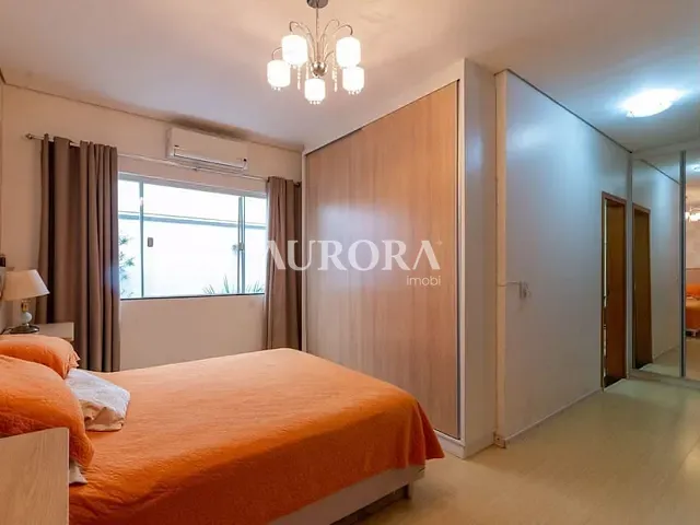 Casa com 316m² 3 quartos e 3 banheiros, à venda, no bairro Esperança em Londrina