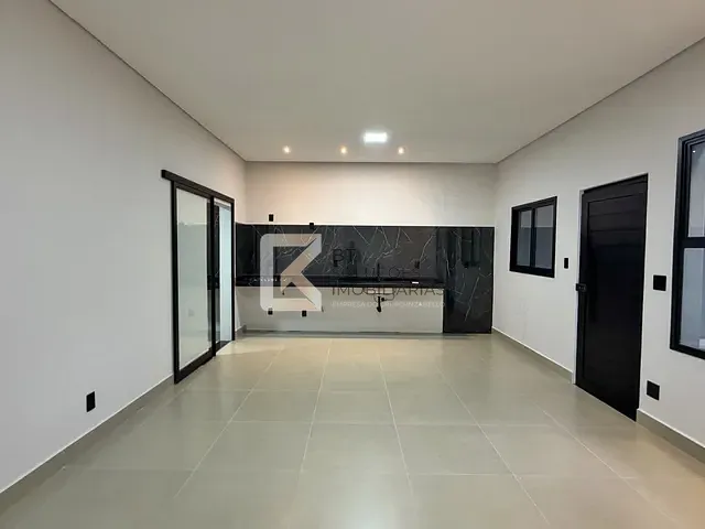 Casa com 150m² 3 quartos e 2 banheiros, à venda ou para alugar, no bairro Jardim Casablanca em Indaiatuba