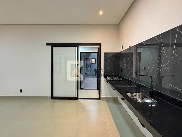 Casa com 150m² 3 quartos e 2 banheiros, à venda ou para alugar, no bairro Jardim Casablanca em Indaiatuba