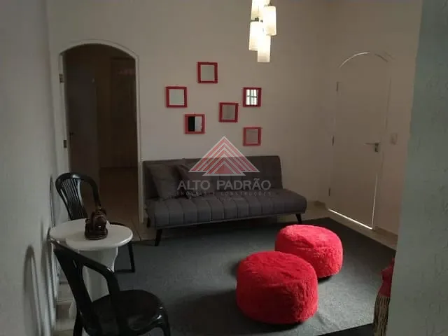 Casa com 400m² 4 quartos e 2 banheiros, à venda, no bairro Vila Assis Brasil em Mauá