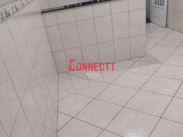 Casa com 150m² 3 quartos e 1 banheiro, à venda, no bairro Parque dos Flamboyans em Ribeirão Preto