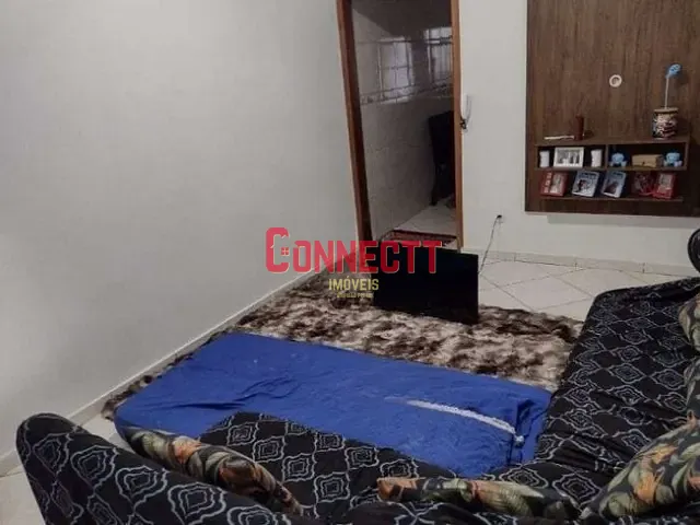 Casa com 150m² 3 quartos e 1 banheiro, à venda, no bairro Parque dos Flamboyans em Ribeirão Preto