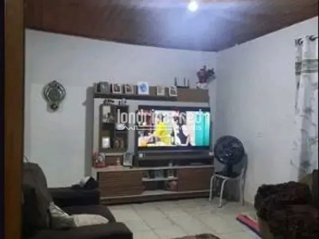 Casa com 250m² 2 quartos e 2 banheiros, à venda, no bairro Conjunto Francisco Domingos Moya em Ibiporã