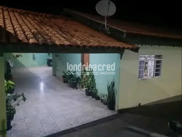 Casa com 250m² 2 quartos e 2 banheiros, à venda, no bairro Conjunto Francisco Domingos Moya em Ibiporã