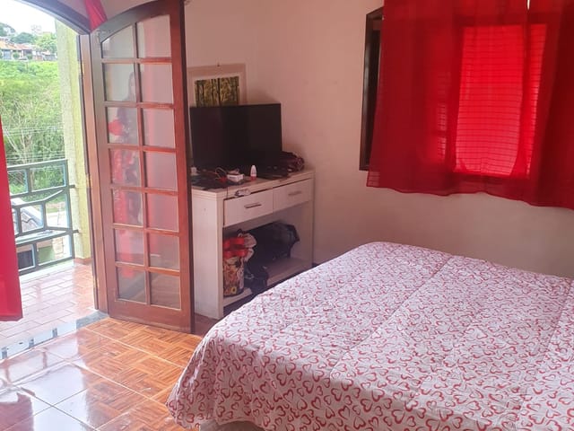Casa com 310m² 4 quartos e 4 banheiros, à venda, no bairro Campos Elíseos em Taubaté