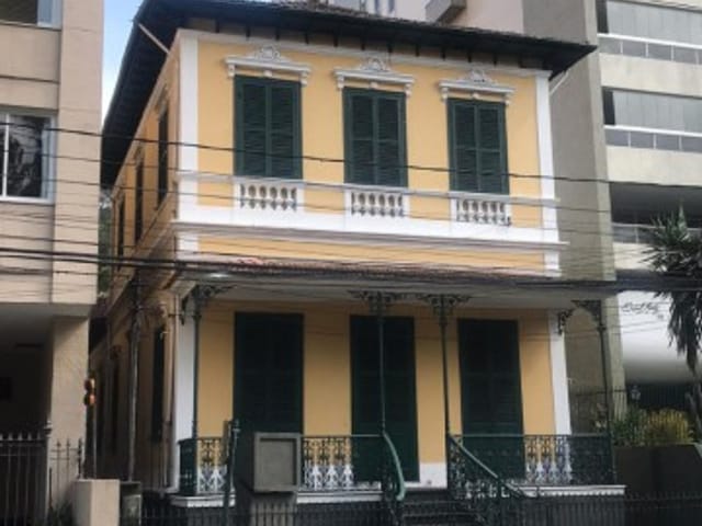 Casa para alugar, no bairro Centro em Petrópolis