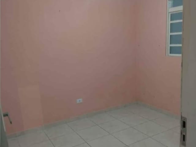 Casa 2 quartos e 1 banheiro, à venda, no bairro Residencial Pasin em Pindamonhangaba