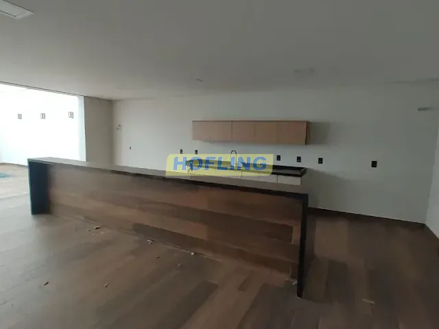 Casa com 480m² 3 quartos e 5 banheiros, à venda, no bairro Loteamento Porto Fino em Rio Claro