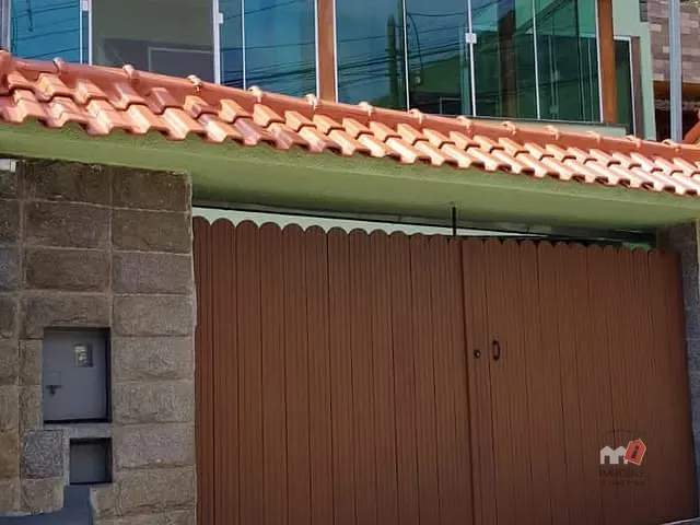 Casa 1 quarto e 1 banheiro, à venda, no bairro Itamarati em Petrópolis