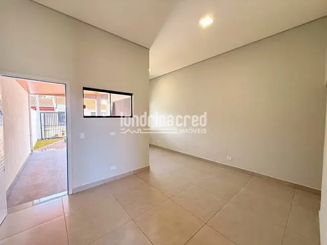 Casa com 125m² 3 quartos e 3 banheiros, à venda, no bairro Ouro Branco em Londrina