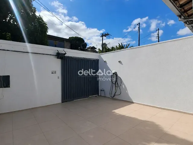 Casa com 90m² 2 quartos e 1 banheiro, à venda, no bairro Mantiqueira em Belo Horizonte