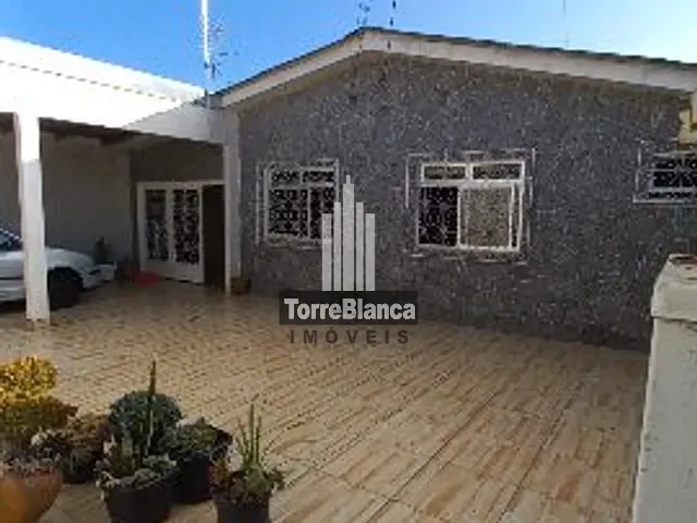 Casa com 319m² 3 quartos e 2 banheiros, à venda, no bairro Chapada em Ponta Grossa