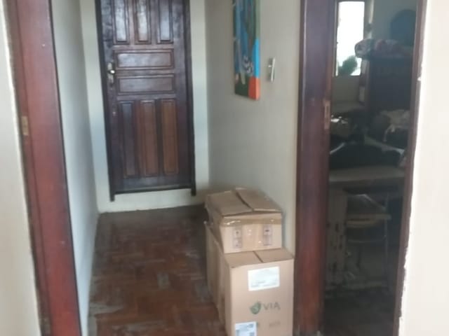 Casa com 360m² 4 quartos e 1 banheiro, à venda, no bairro Califórnia em Belo Horizonte