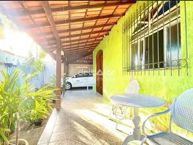 Casa com 360m² 3 quartos e 2 banheiros, à venda, no bairro Piratininga (Venda Nova) em Belo Horizonte