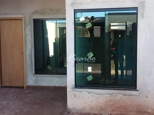 Casa com 87m² 3 quartos e 2 banheiros, à venda, no bairro Jardim Paraná em Arapongas