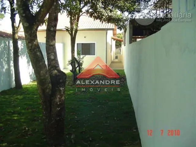 Casa com 230m² 2 quartos e 1 banheiro, à venda, no bairro Eugênio de Melo em São José dos Campos