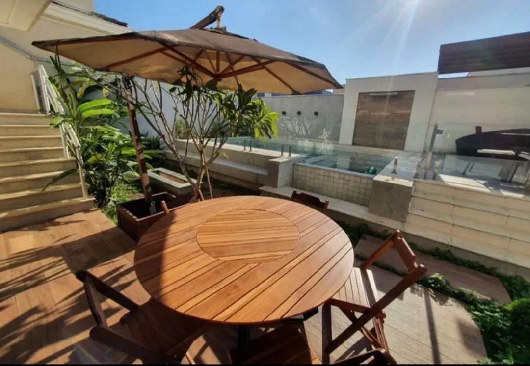 Casa, 3 quartos, 204 m² - Foto 1