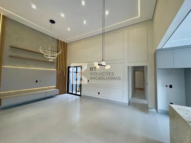 Casa com 318m² 3 quartos e 4 banheiros, à venda, no bairro Vila Rubens em Indaiatuba