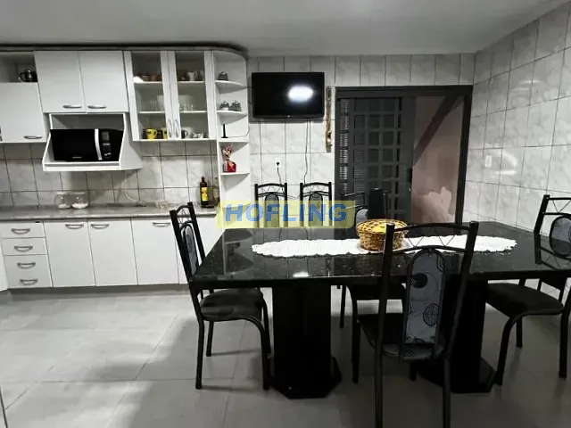 Casa com 200m², à venda, no bairro Conjunto Habitacional Arco-Íris (Cecap) em Rio Claro
