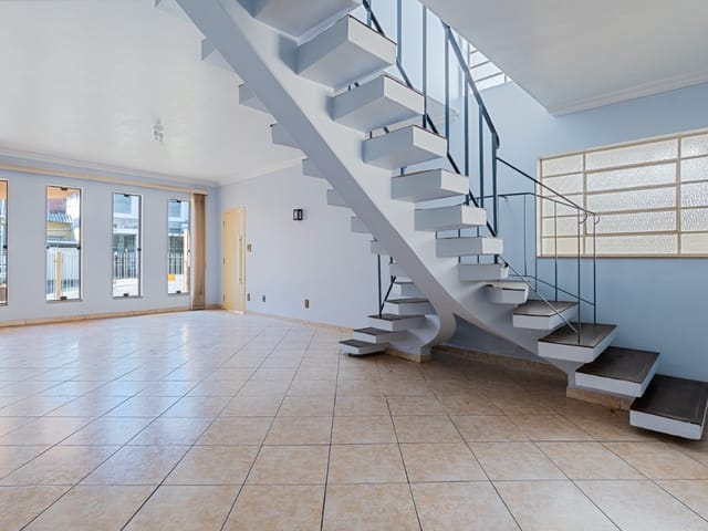 Foto do Casa - Casa tipo para venda em Planalto Paulista com 3 quartos, sendo 1 suíte, 140m² | Lares e Andares Imóveis