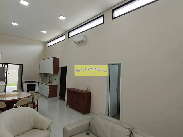 Casa com 225m² 3 quartos e 3 banheiros, à venda, no bairro Jardim Quintas das Videiras em Jundiaí