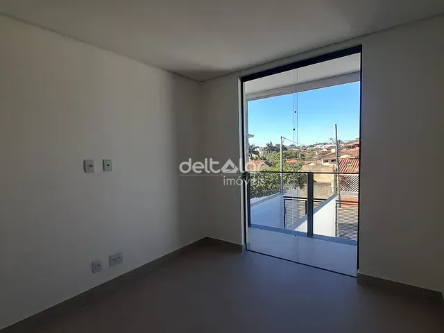 Casa com 115m² 2 quartos e 1 banheiro, à venda, no bairro Copacabana em Belo Horizonte