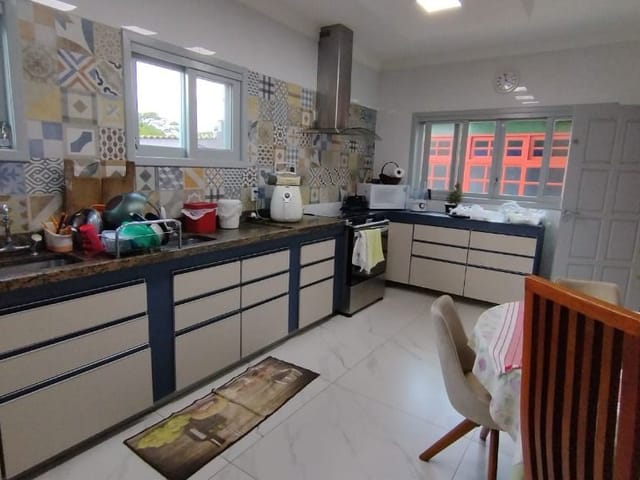 Casa com 1500m² 3 quartos e 1 banheiro, à venda, no bairro Vila Áurea em Poá