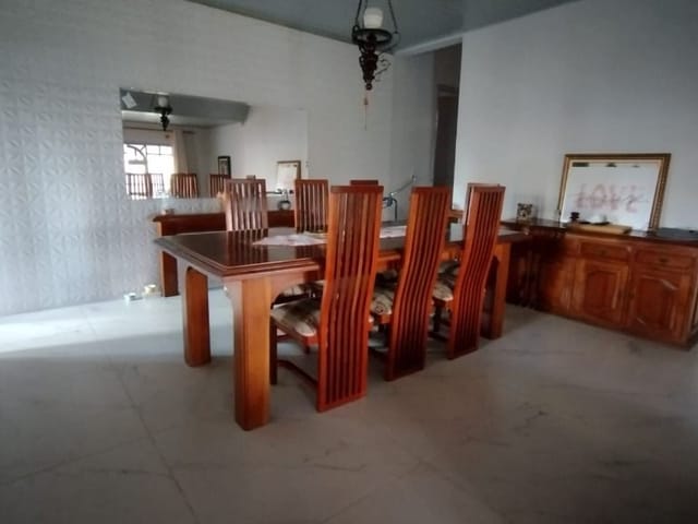 Casa com 1500m² 3 quartos e 1 banheiro, à venda, no bairro Vila Áurea em Poá