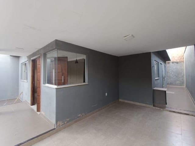 Foto do Casa - Casa com 3 dormitórios para alugar por R$ 2.510,24/mês - Jardim Elza Amuí Iv - Uberaba/MG | ZUCATO IMOBILIARIA LTDA