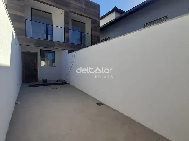 Casa com 115m² 2 quartos e 1 banheiro, à venda, no bairro Copacabana em Belo Horizonte