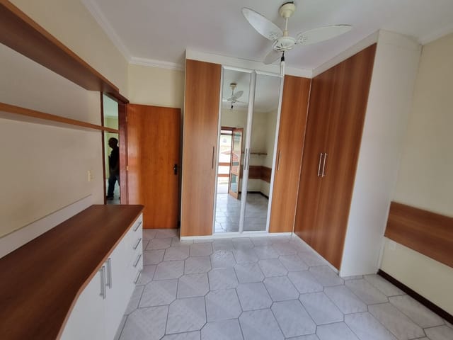 Casa com 274m² 3 quartos e 3 banheiros, à venda ou para alugar, no bairro Urbanova em São José dos Campos