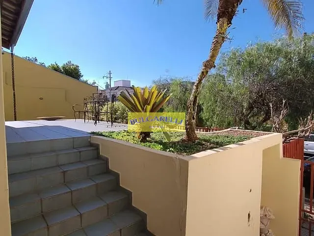 Casa com 350m² 3 quartos e 2 banheiros, à venda, no bairro Jardim Paulista I em Jundiaí