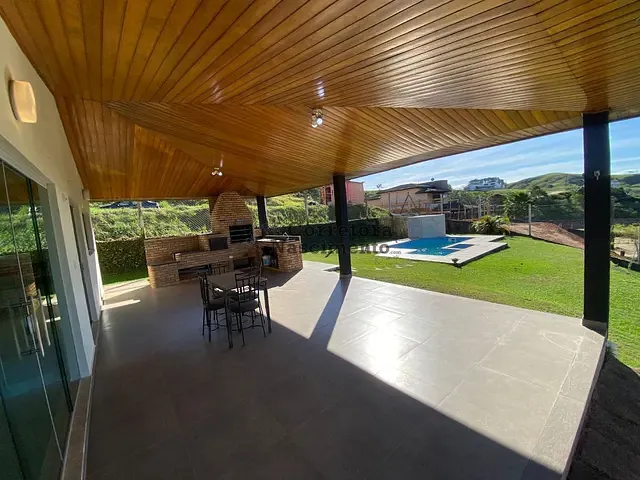 Casa com 1050m² 3 quartos e 4 banheiros, à venda, no bairro Condomínio Vale dos Lagos em Jacareí