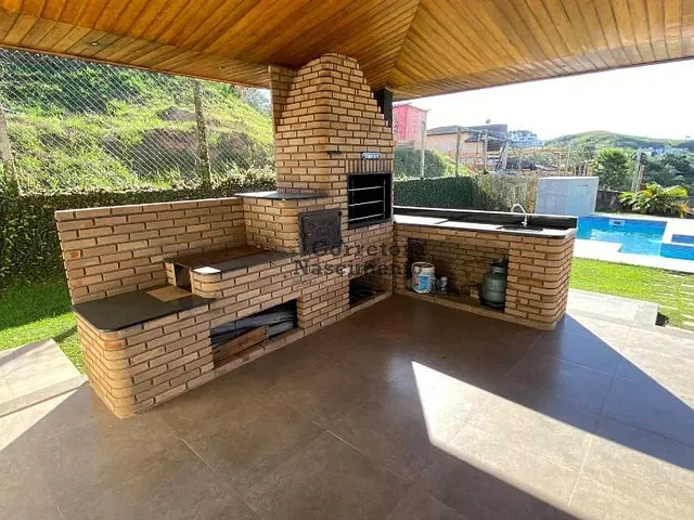 Casa com 1050m² 3 quartos e 4 banheiros, à venda, no bairro Condomínio Vale dos Lagos em Jacareí