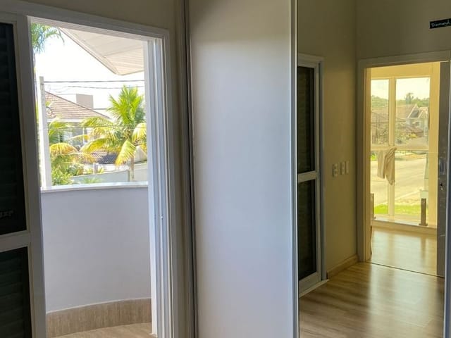 Casa com 250m² 3 quartos e 3 banheiros, à venda, no bairro Urbanova em São José dos Campos