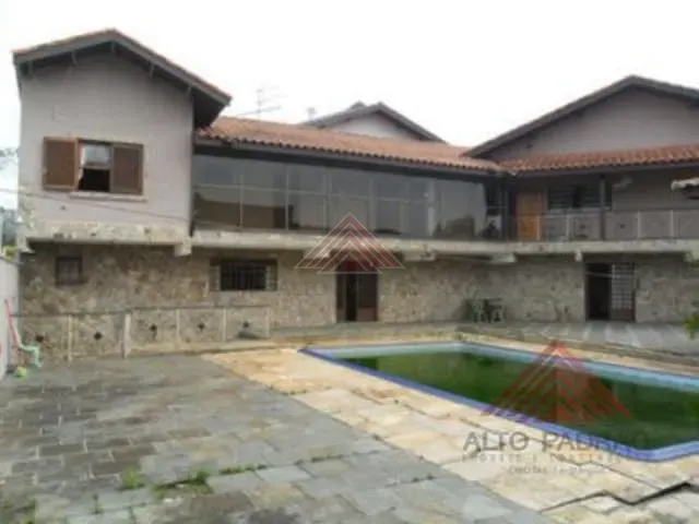 Casa 5 quartos e 4 banheiros, à venda, no bairro Vila Albertina em Ribeirão Pires