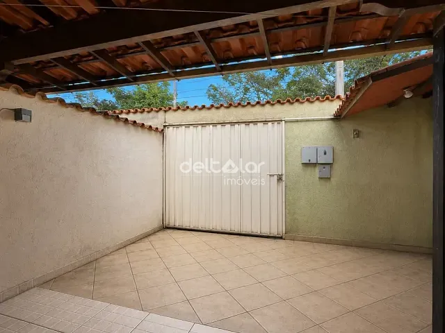 Casa com 55m² 1 quarto e 1 banheiro, para alugar, no bairro Etelvina Carneiro em Belo Horizonte