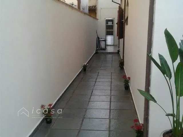 Casa com 300m² 3 quartos e 3 banheiros, à venda, no bairro Jardim Primavera em Caçapava