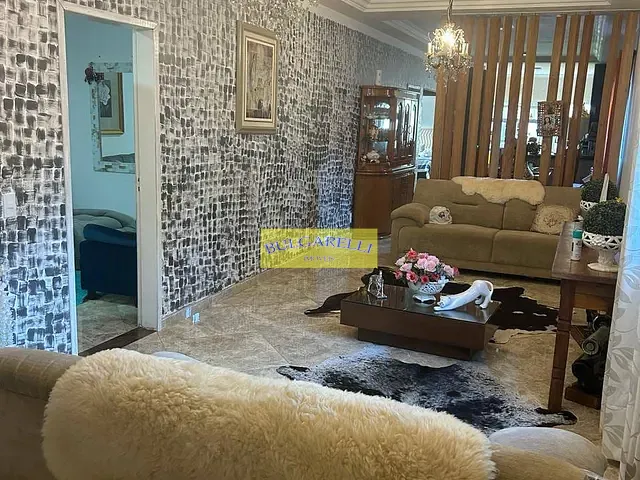 Casa com 800m² 3 quartos e 1 banheiro, à venda, no bairro Aeroporto em Jundiaí