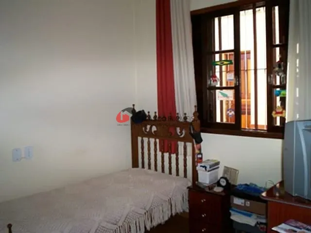 Casa com 302m² 3 quartos e 1 banheiro, à venda, no bairro Prosperidade em São Caetano do Sul