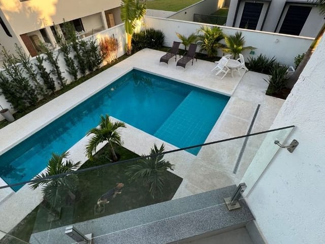 Casa com 700m² 4 quartos e 6 banheiros, à venda, no bairro Condomínio Reserva do Paratehy em São José dos Campos