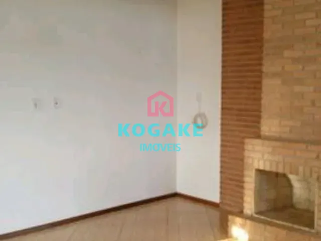 Casa com 429m² 2 quartos e 2 banheiros, à venda, no bairro Parque Residencial Helvetia em Taubaté