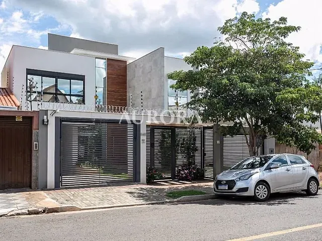 Casa com 390m² 3 quartos e 5 banheiros, à venda, no bairro Lago Parque em Londrina