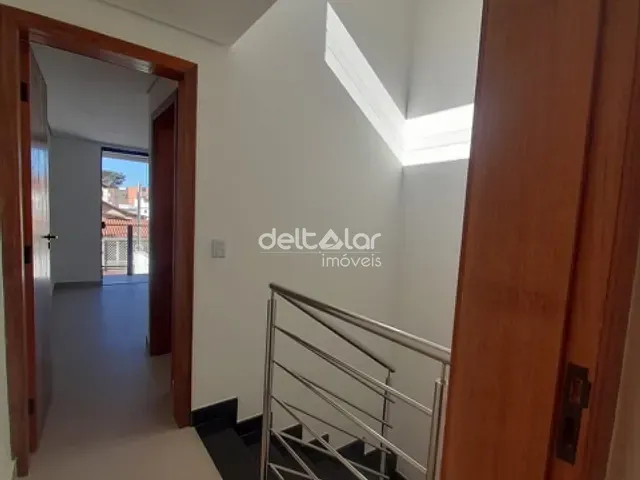 Casa 2 quartos e 3 banheiros, à venda, no bairro Copacabana em Belo Horizonte