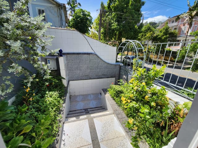 Casa com 1845m² 4 quartos e 1 banheiro, à venda, no bairro Centro em Petrópolis