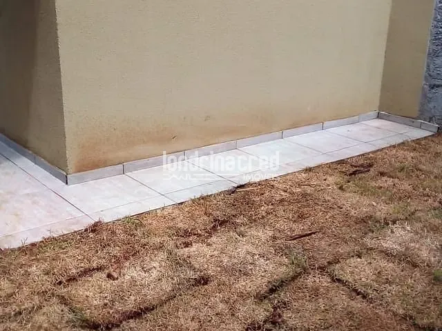 Casa 2 quartos e 1 banheiro, à venda, no bairro Jardim Paris em Londrina